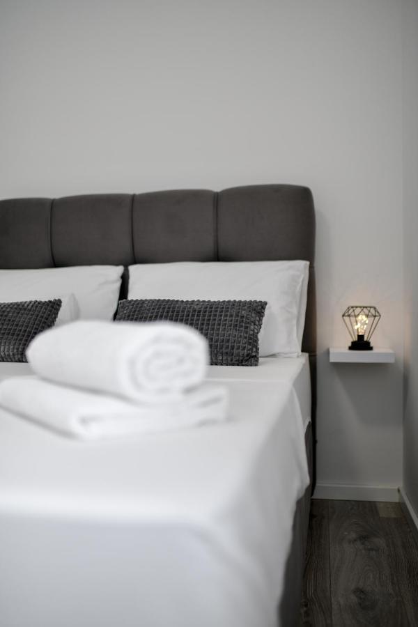 Luxe Apartments Zadar Bagian luar foto