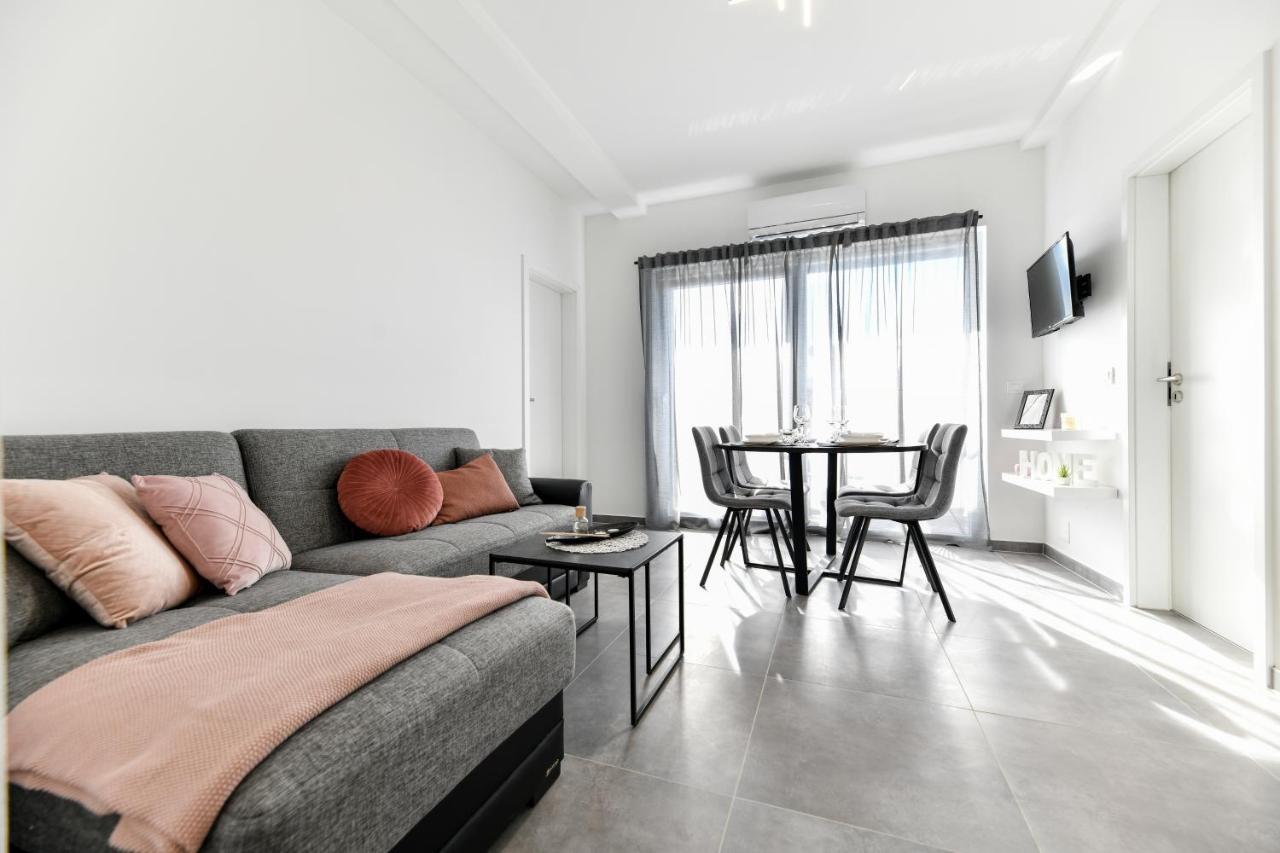 Luxe Apartments Zadar Bagian luar foto