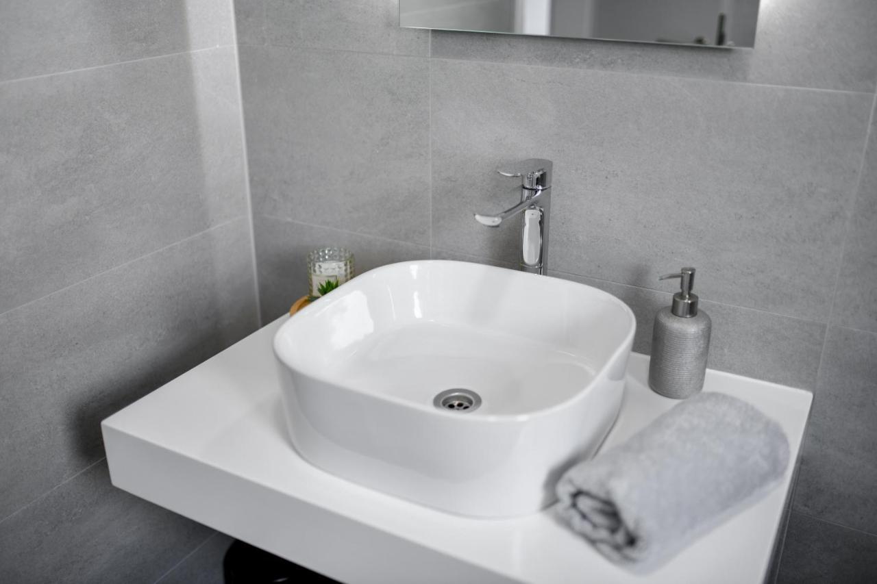Luxe Apartments Zadar Bagian luar foto