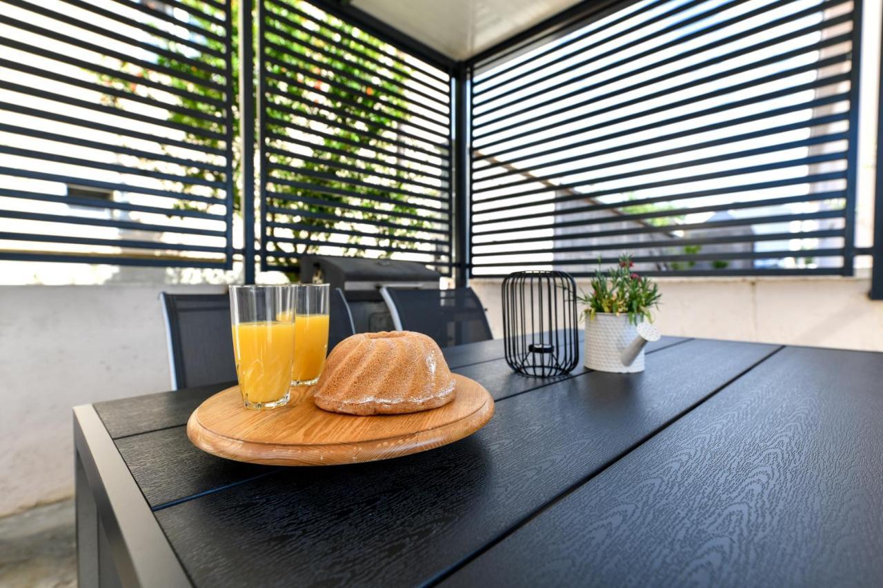 Luxe Apartments Zadar Bagian luar foto