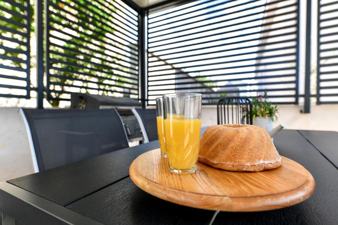Luxe Apartments Zadar Bagian luar foto